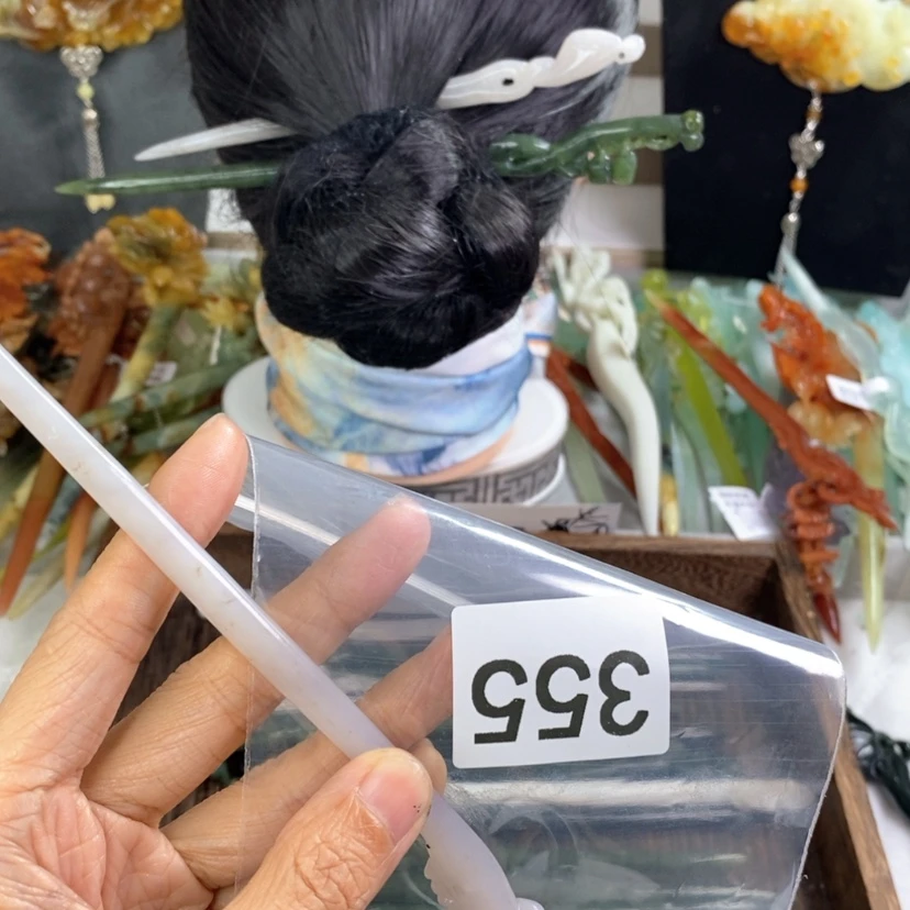 【闪购商品】和田玉发饰未镶嵌可****鸭