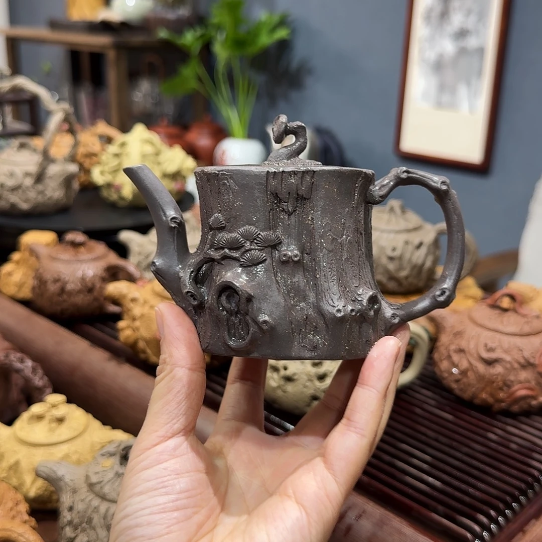 紫砂茶杯青灰供树桩