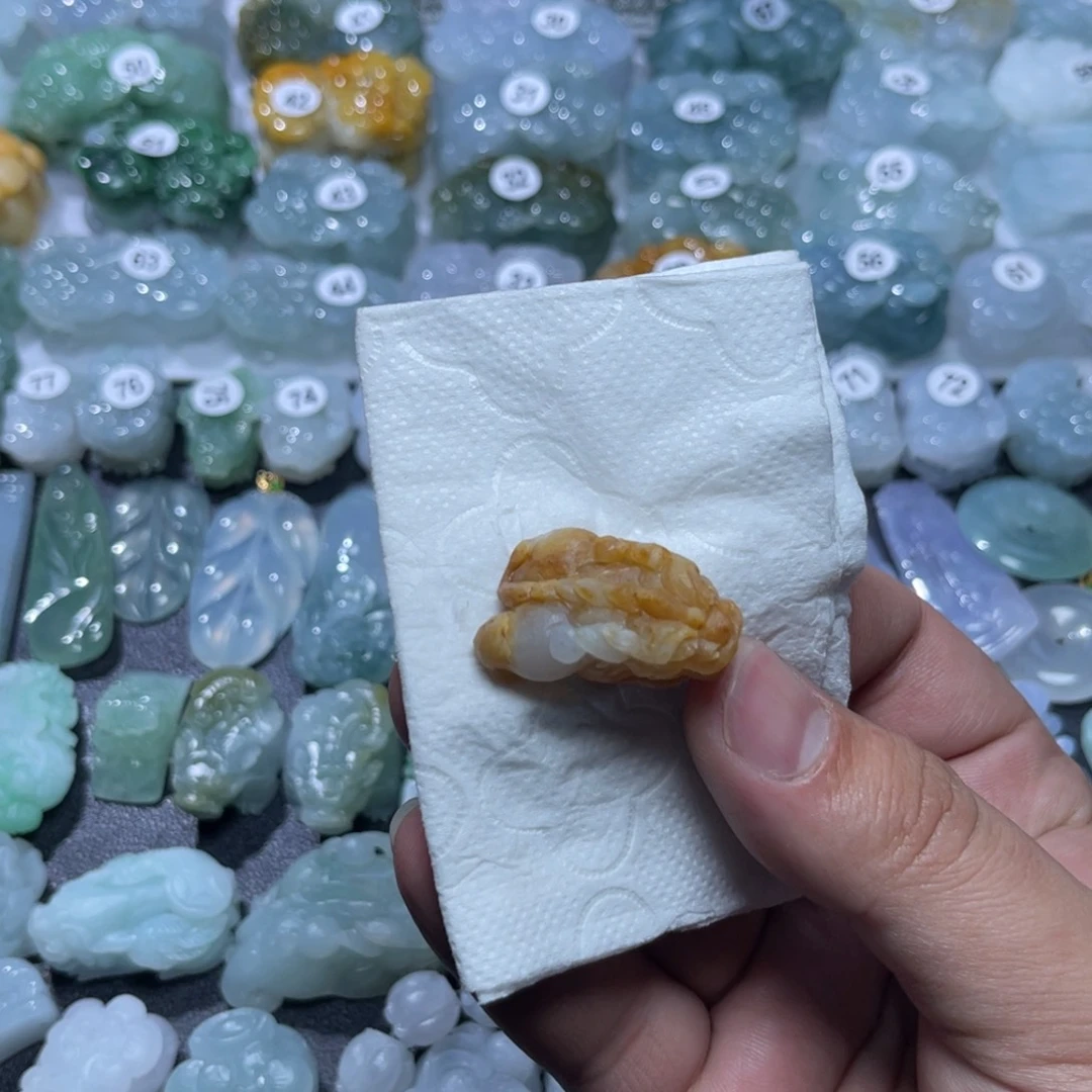 定制翡翠未镶嵌天然