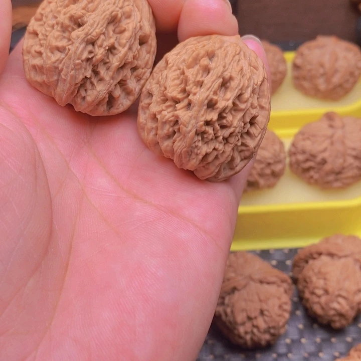 核桃手串/手链粗筋小麦虎狮子头36次