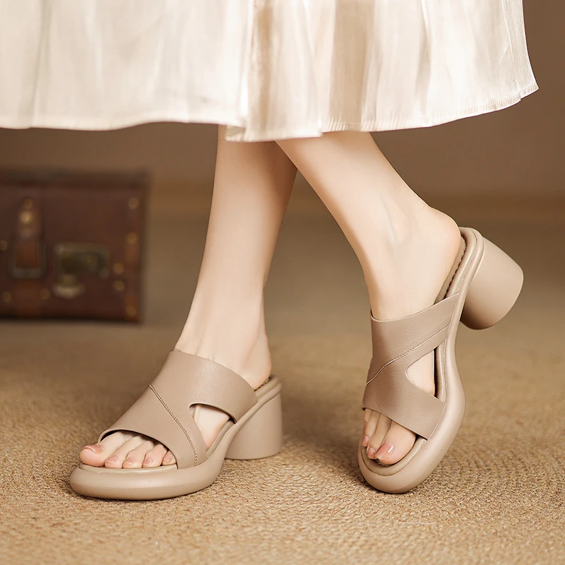 踩屎感厚底粗跟凉拖鞋女夏季百搭懒人一字拖外穿不累脚高跟鞋