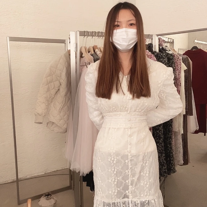 白色刺绣款连衣裙488