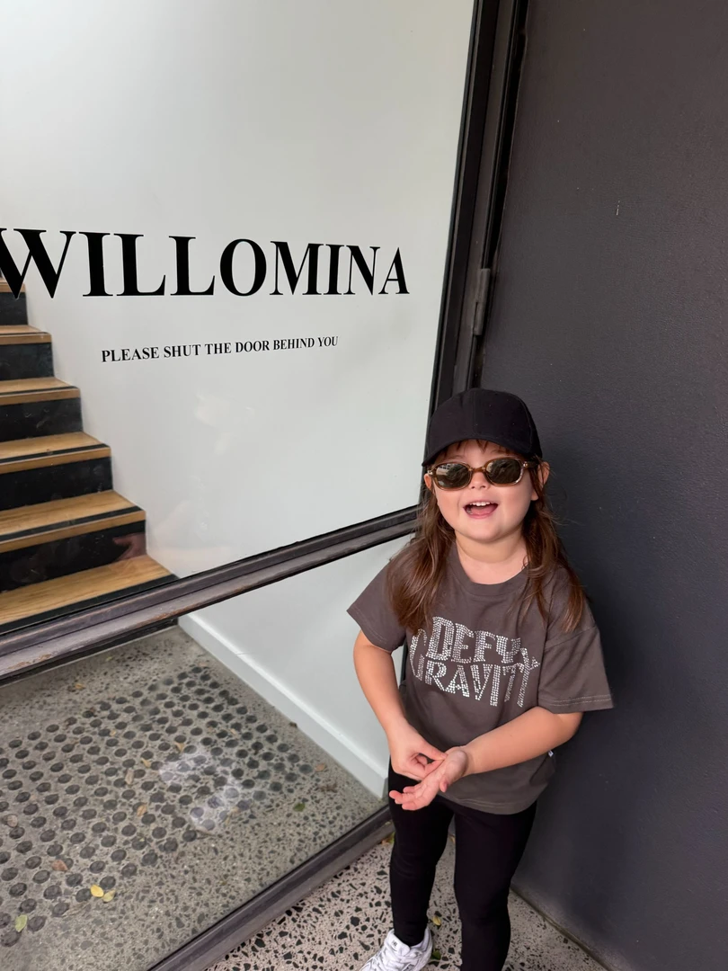 Enya小蘑菇 夏季新款儿童钻钻深灰T恤