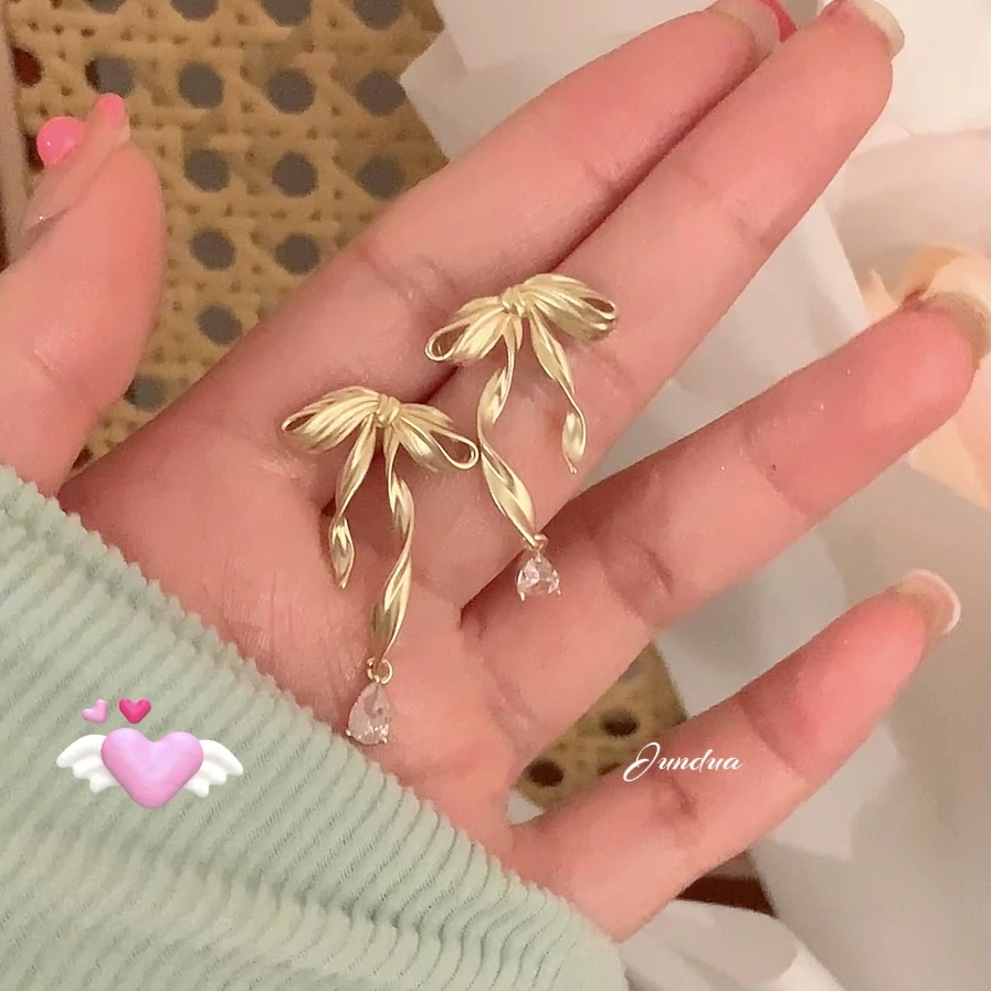 君朵饰品00140精致蝴蝶结吊水滴耳饰耳钉