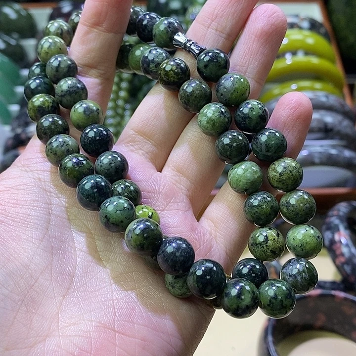 未镶嵌蛇纹石玉卡10项链