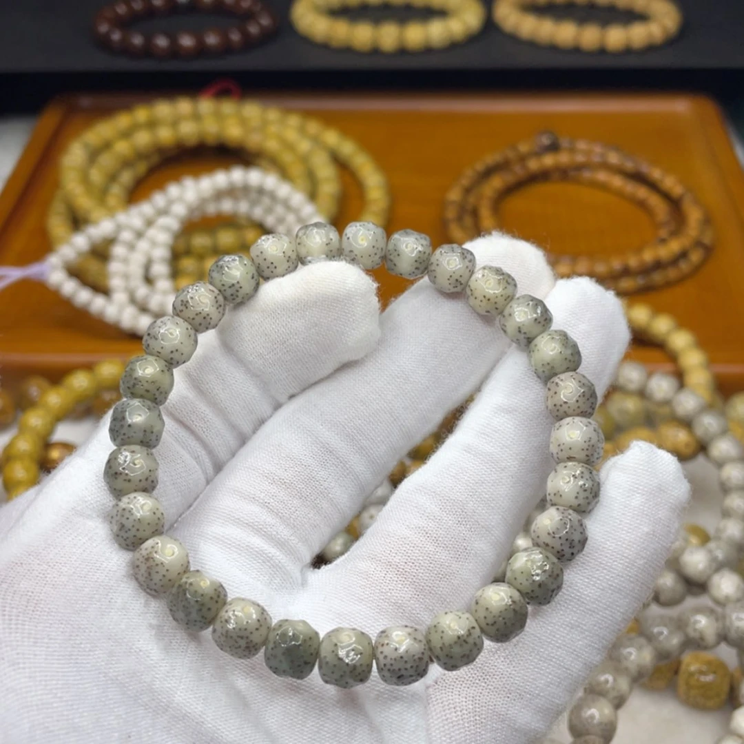 【闪购商品】手串星月菩提C****.87月朗星稀精工
