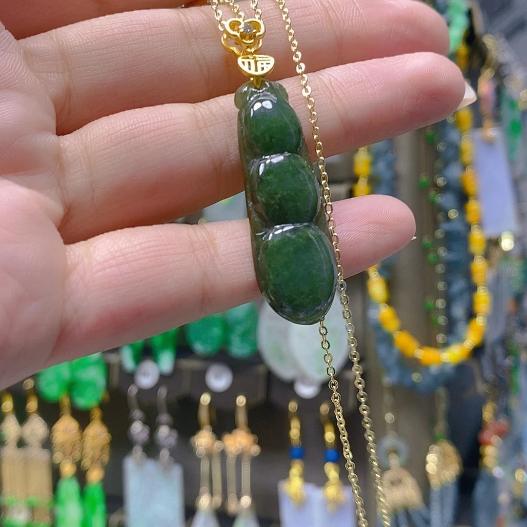 未镶嵌翡翠耳饰翡翠