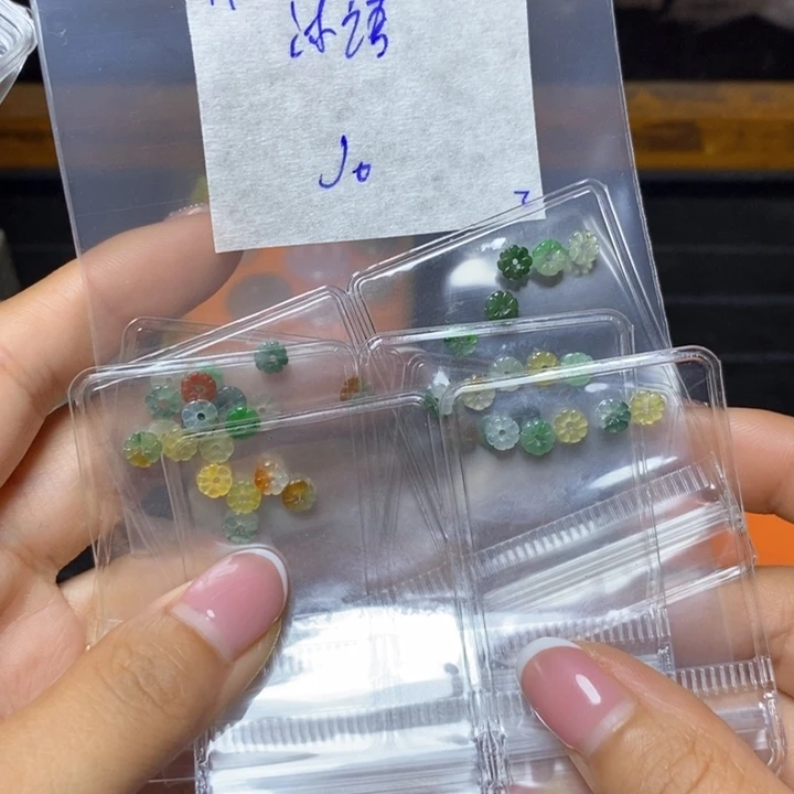 沐***语定制翡翠未镶嵌不退