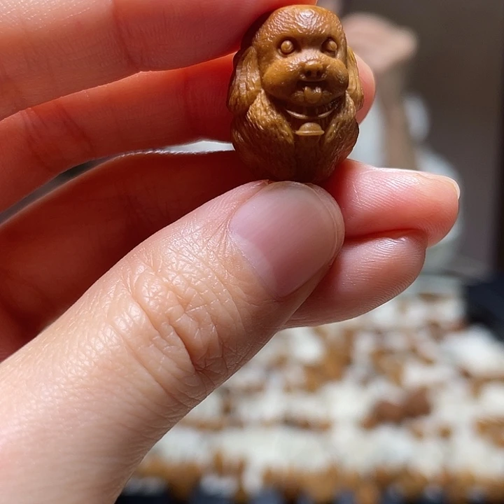 吊坠橄榄核橄榄 狗