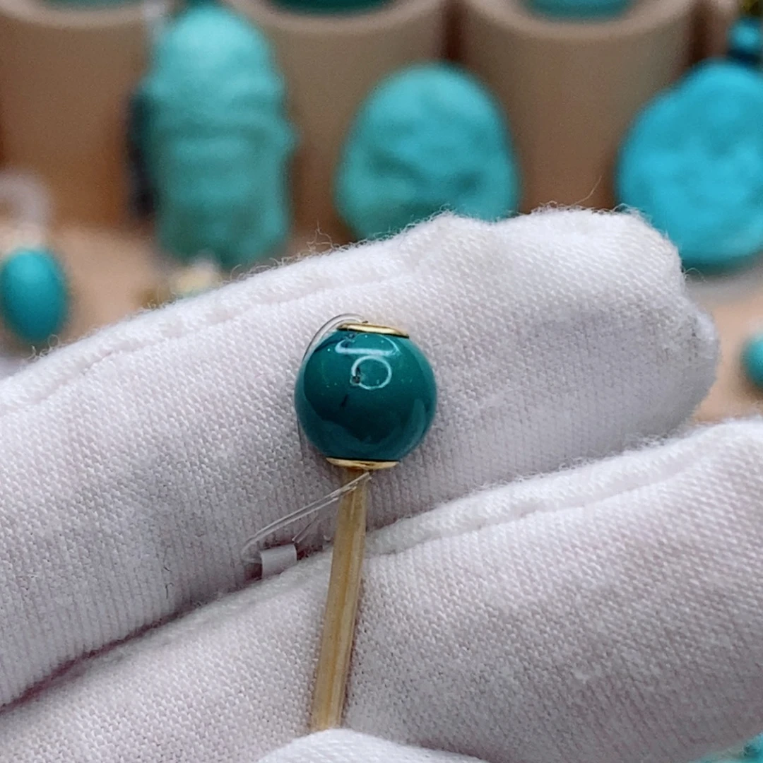 绿松石未镶嵌珠宝奇石7.8mm