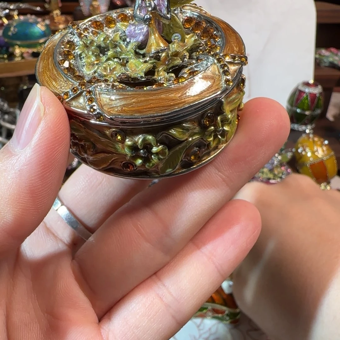 手工制品请勿吹毛求疵