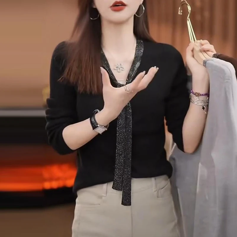 2025秋季新款V领百搭针织衫女休闲通勤显瘦气质减龄大码胖MM上衣