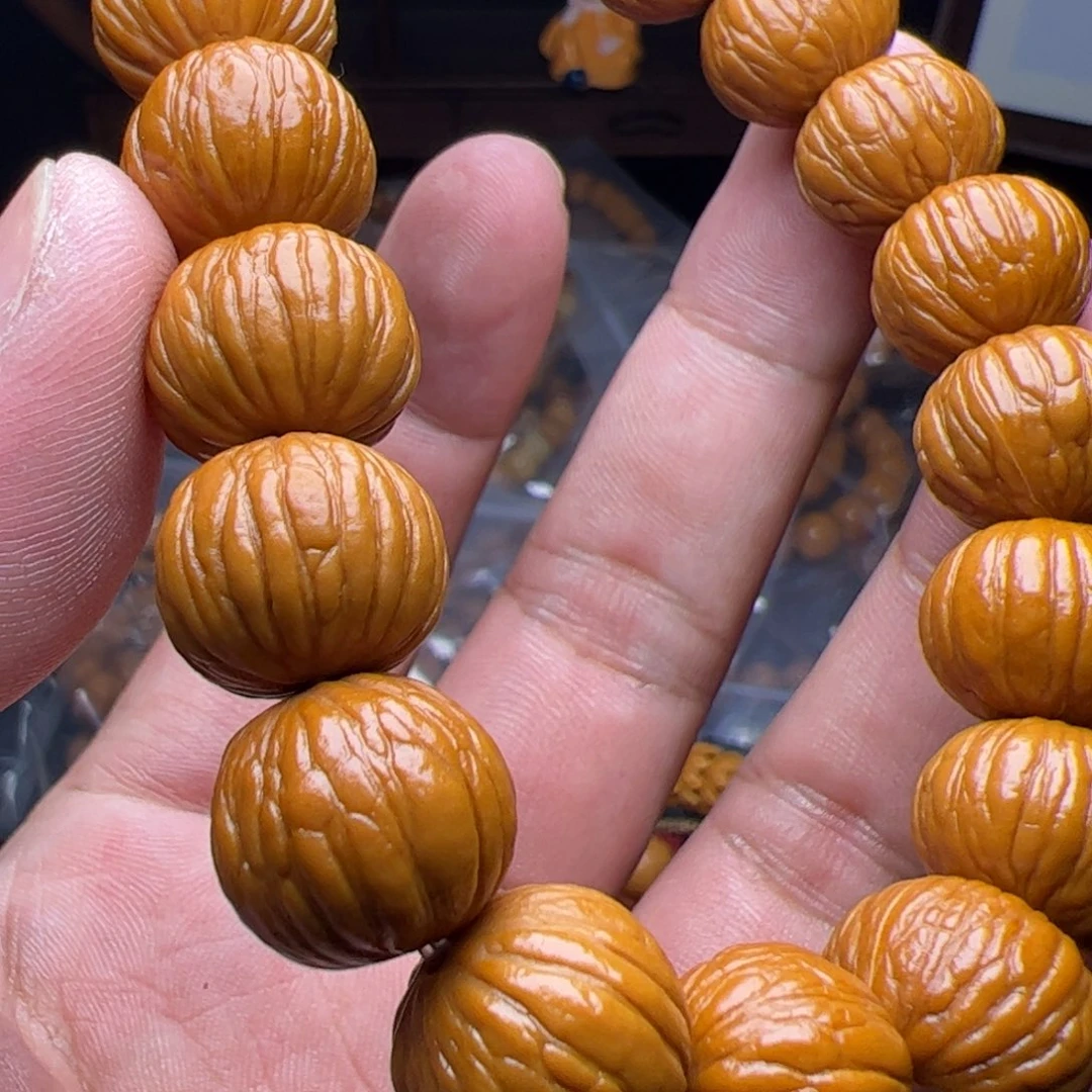 吊坠猴头核桃哦据咯