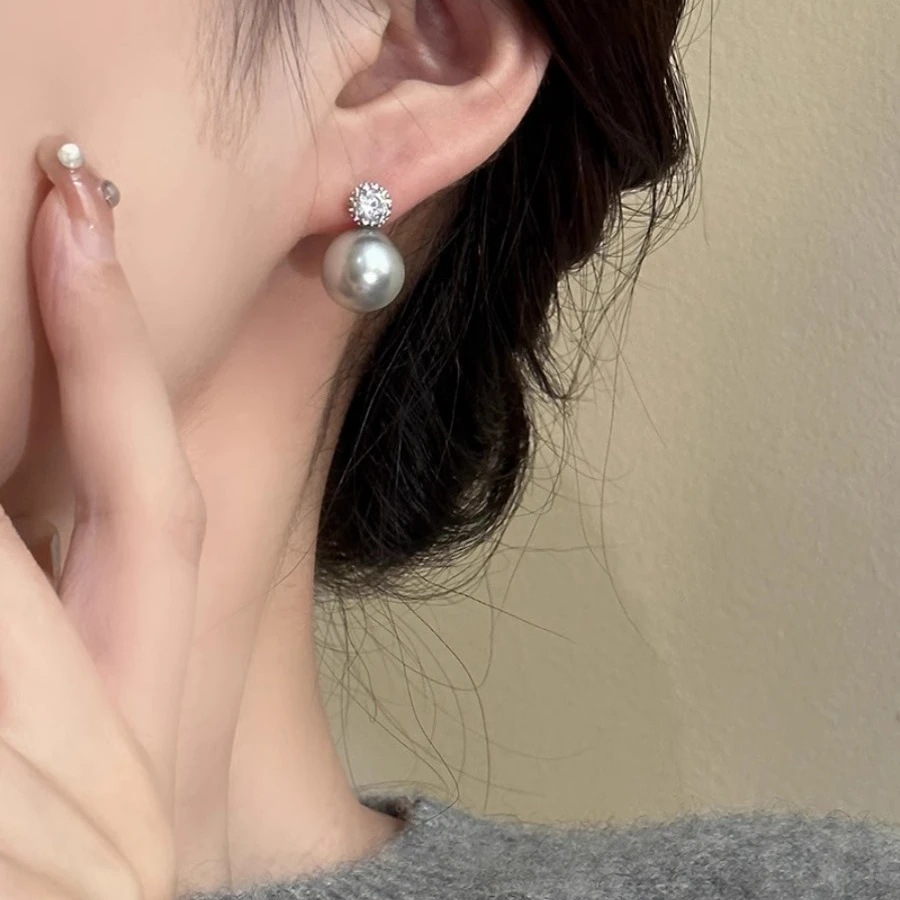 轻奢精致超闪珠珠耳钉气质时尚百搭小众高级感耳饰女2025年新品潮