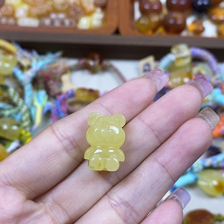 橄榄核吊坠小熊110