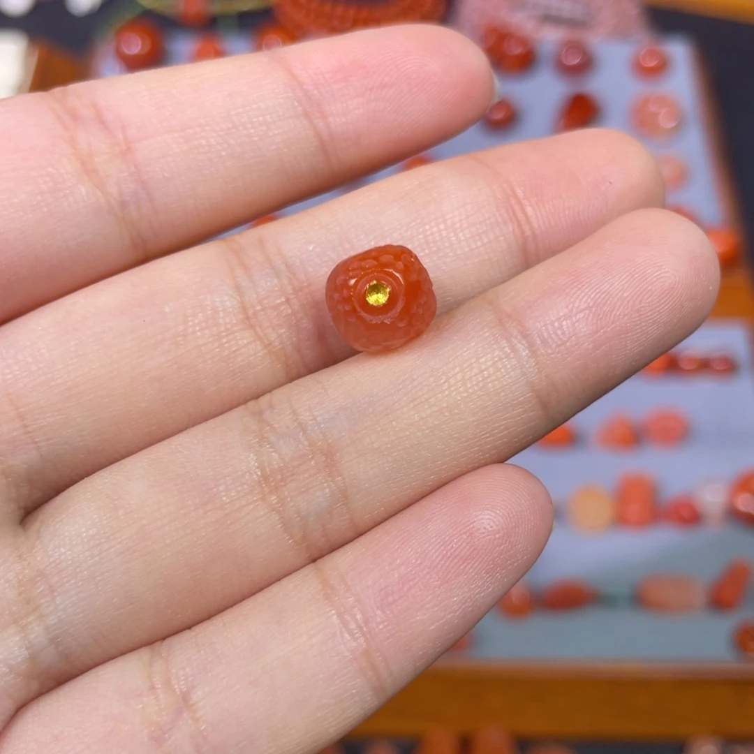 南红玛瑙锤纹老型珠8.8×9.4未镶嵌