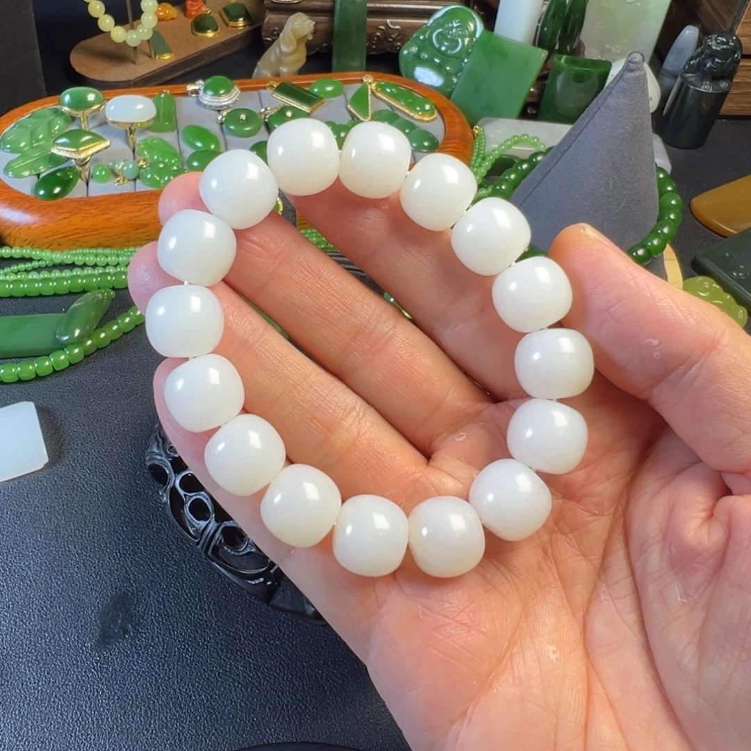 和田玉未镶嵌手链