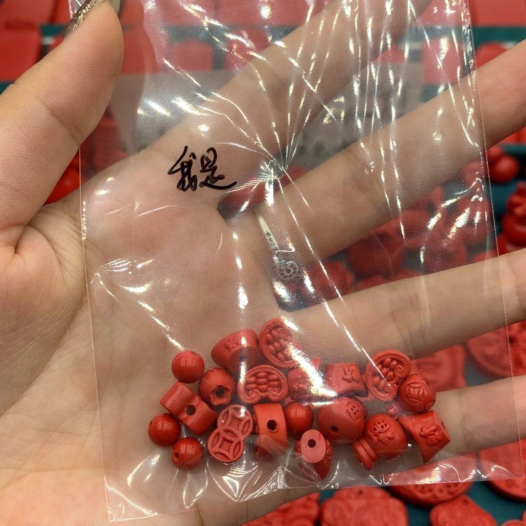 天然辰砂红砂小配件