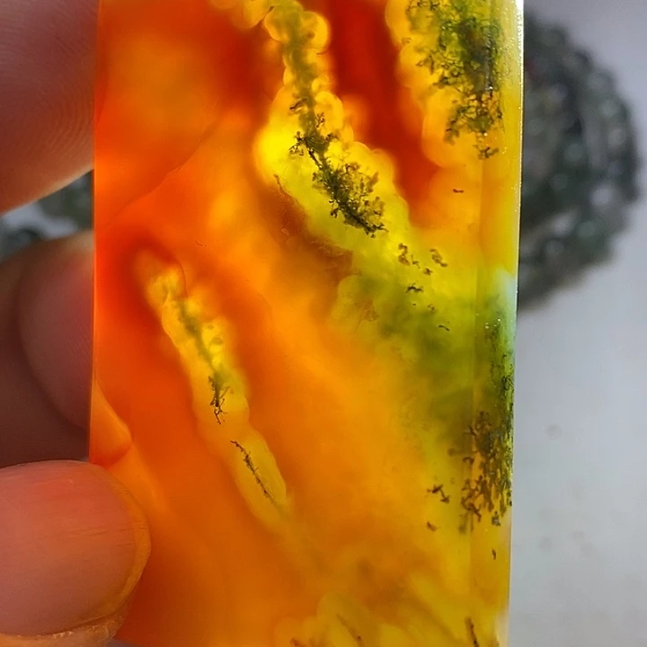 秋***然玛瑙/玉髓未镶嵌颈饰