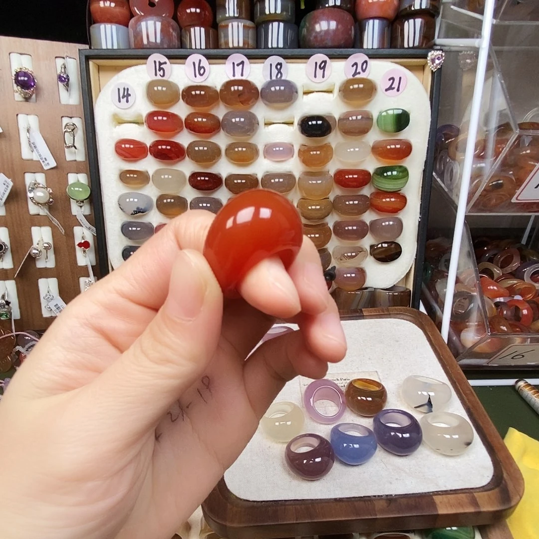 快***来玛瑙/玉髓未镶嵌戒指