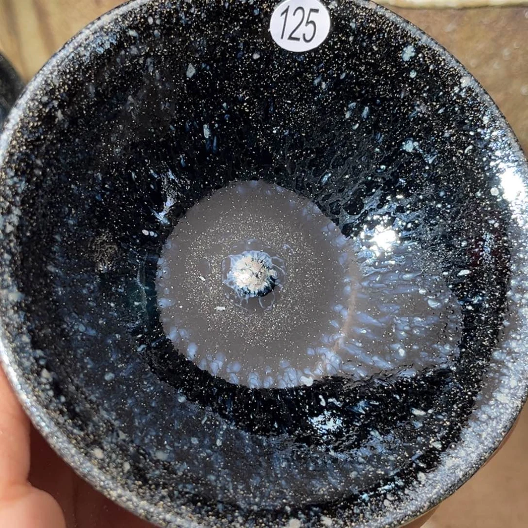 茶盏义兴龙窑坚持真柴烧