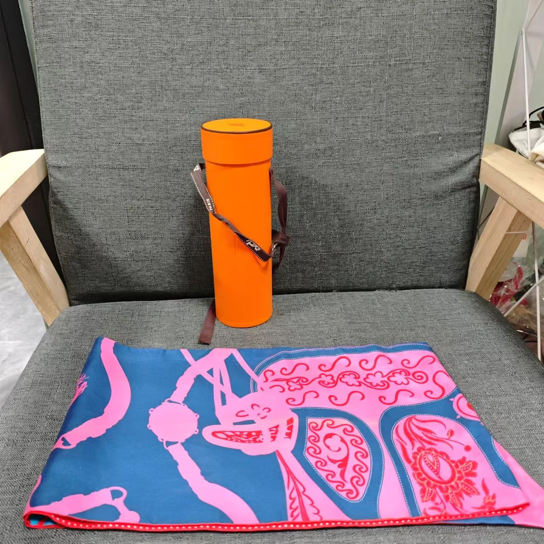 95新 Hermes/爱马仕 乱乱子中古/女士/丝巾/91683