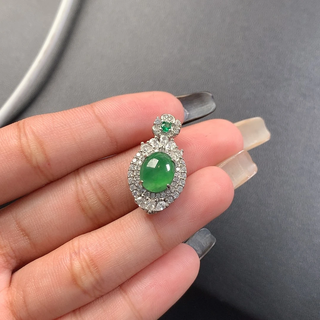 翡翠未镶嵌吊坠(不含链)