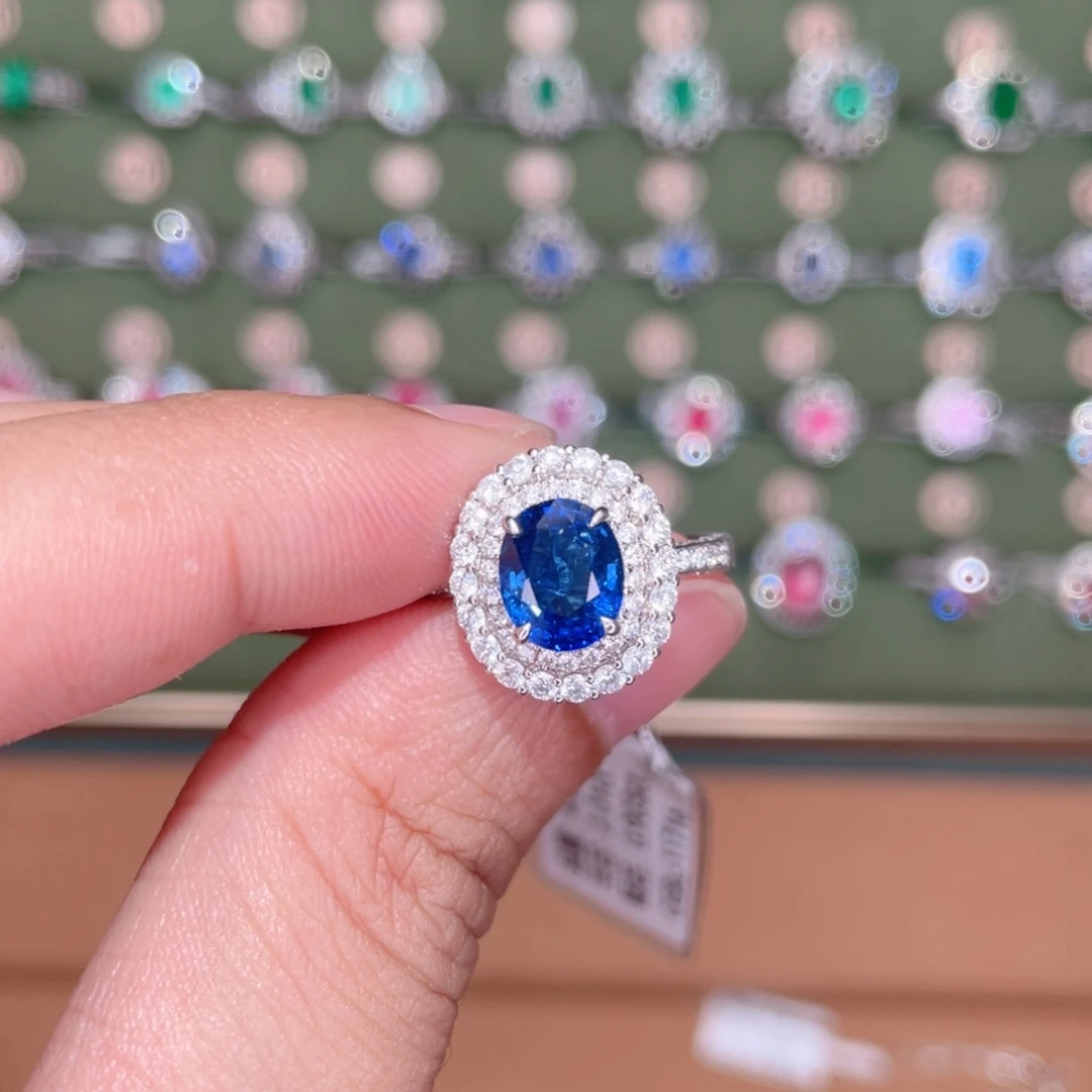 蓝宝石戒指18K金镶嵌2.01ct 皇家蓝