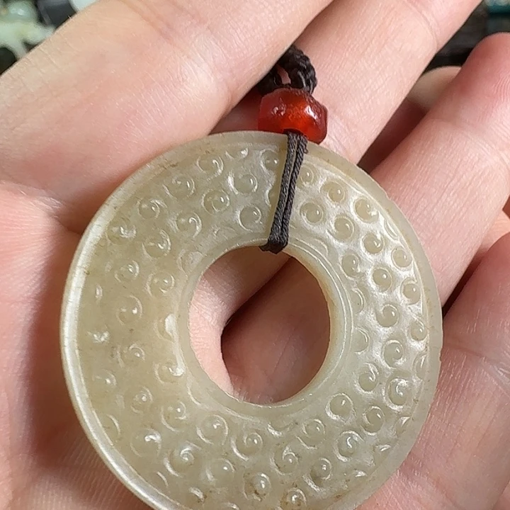 和田玉（糖玉）未镶嵌挂件