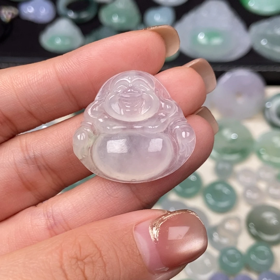 翡翠未镶嵌颈饰佛公
