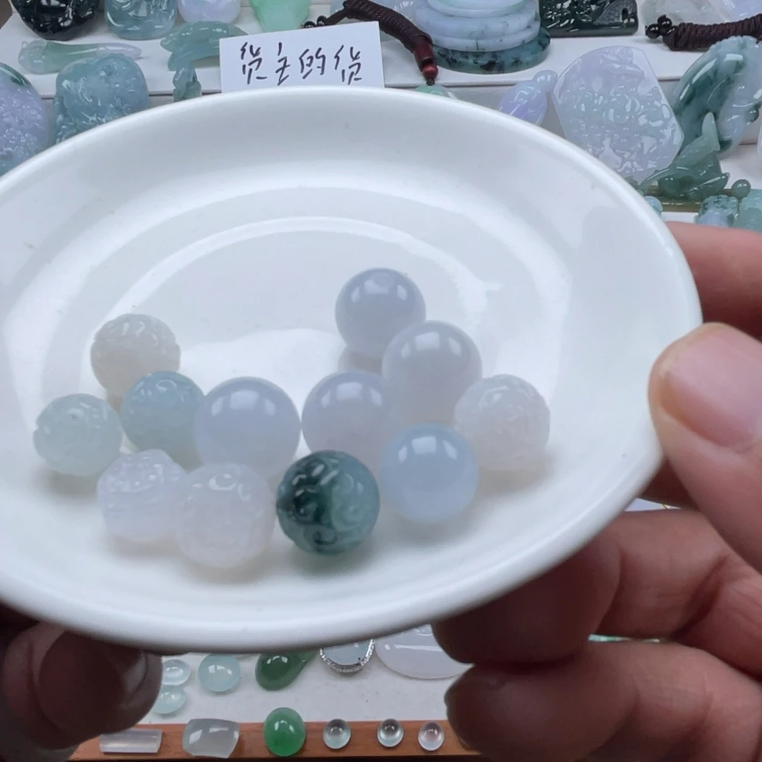 翡翠未镶嵌颈饰翡翠单珠多样性发货一件