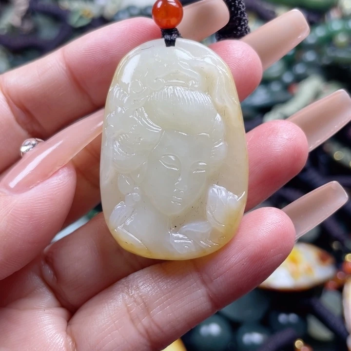 和田玉颈饰未镶嵌