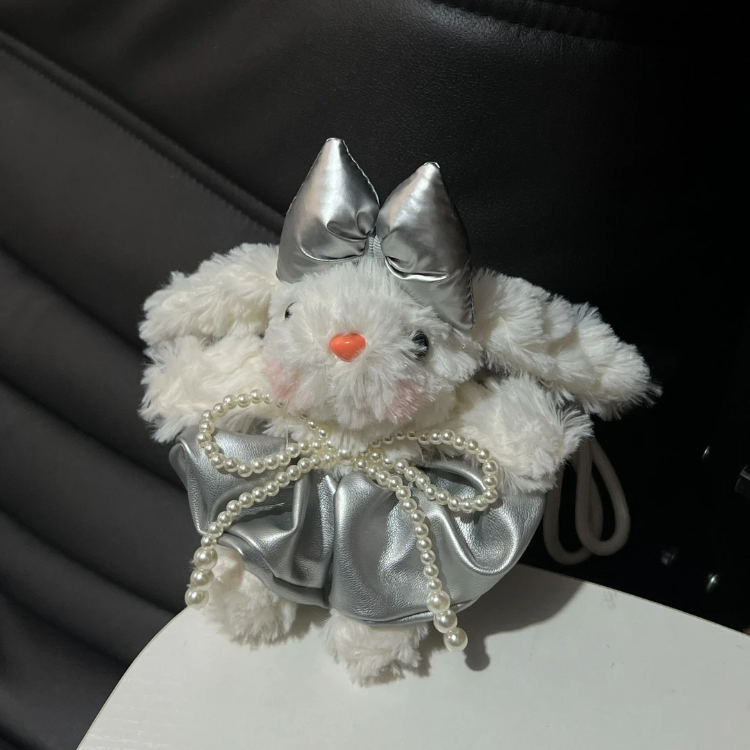 Ruanr’s bag 银蝴蝶结银裙子兔子挂件