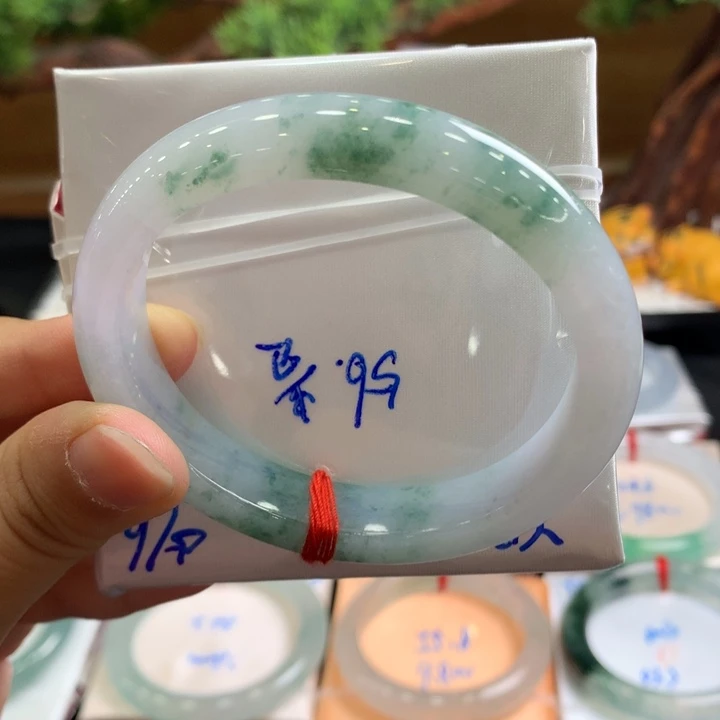 翡翠手镯未镶嵌10号