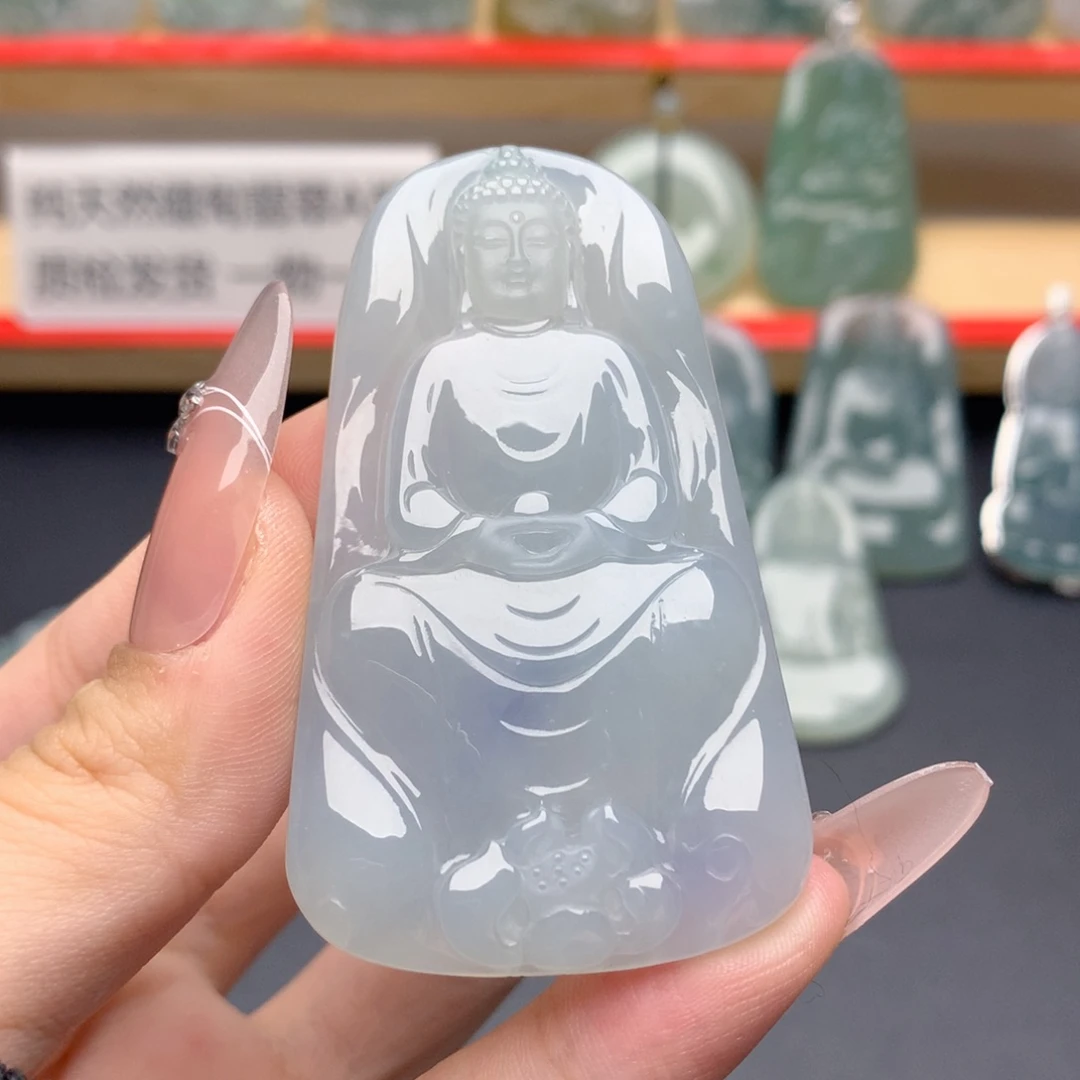 翡翠未镶嵌颈饰大日如来