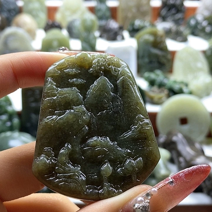 和田玉颈饰未镶嵌