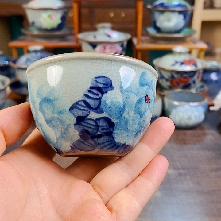 瓷片手工制作工艺精湛等