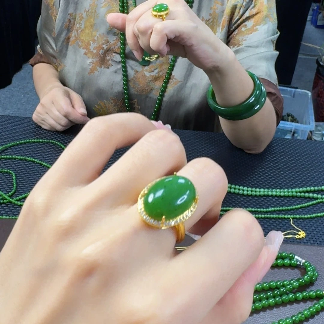 和田玉（碧玉）戒指合金
