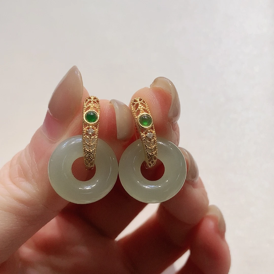 和田玉银S925镶嵌耳饰