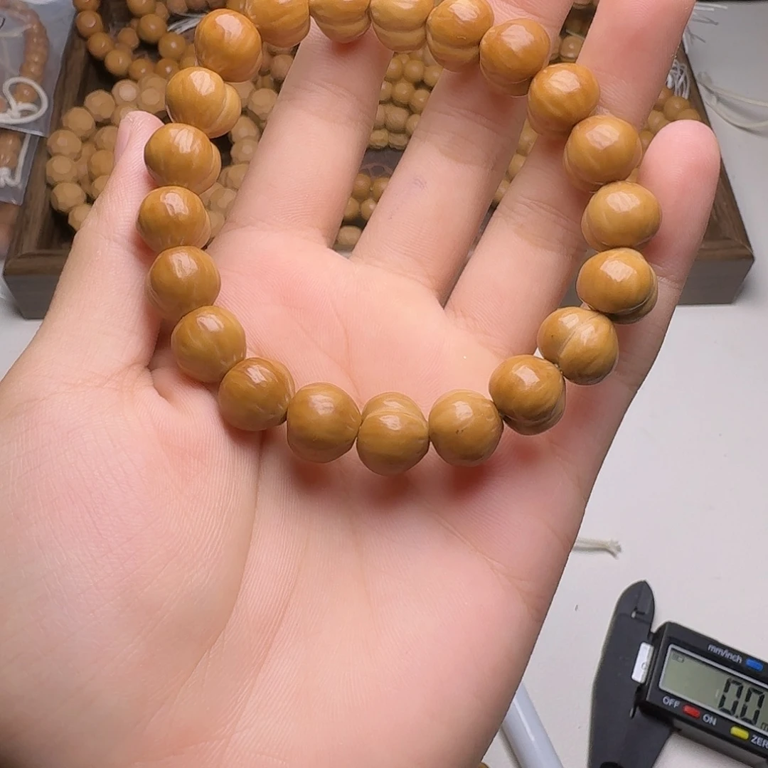 猴头核桃吊坠13尺寸屁桃