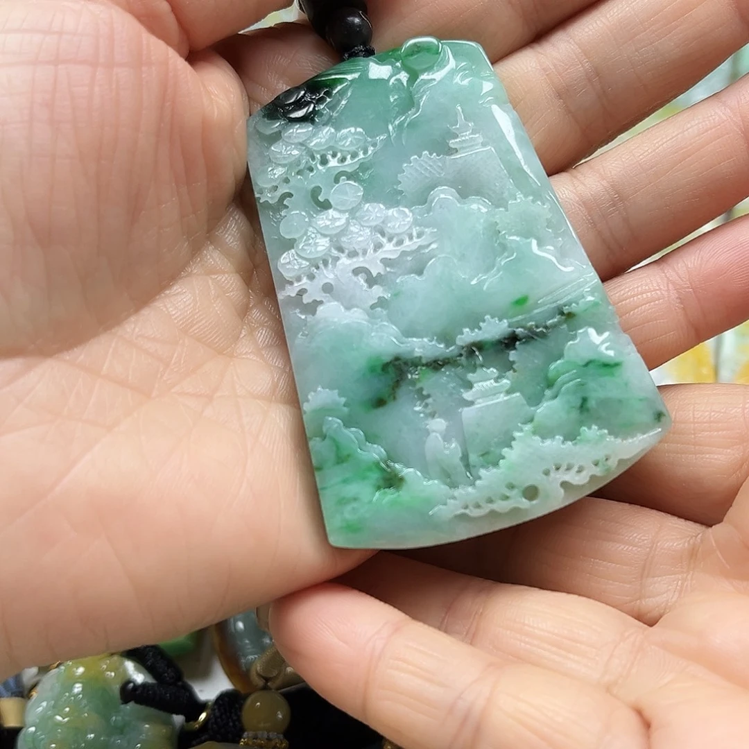 翡翠未镶嵌颈饰翡翠吊坠