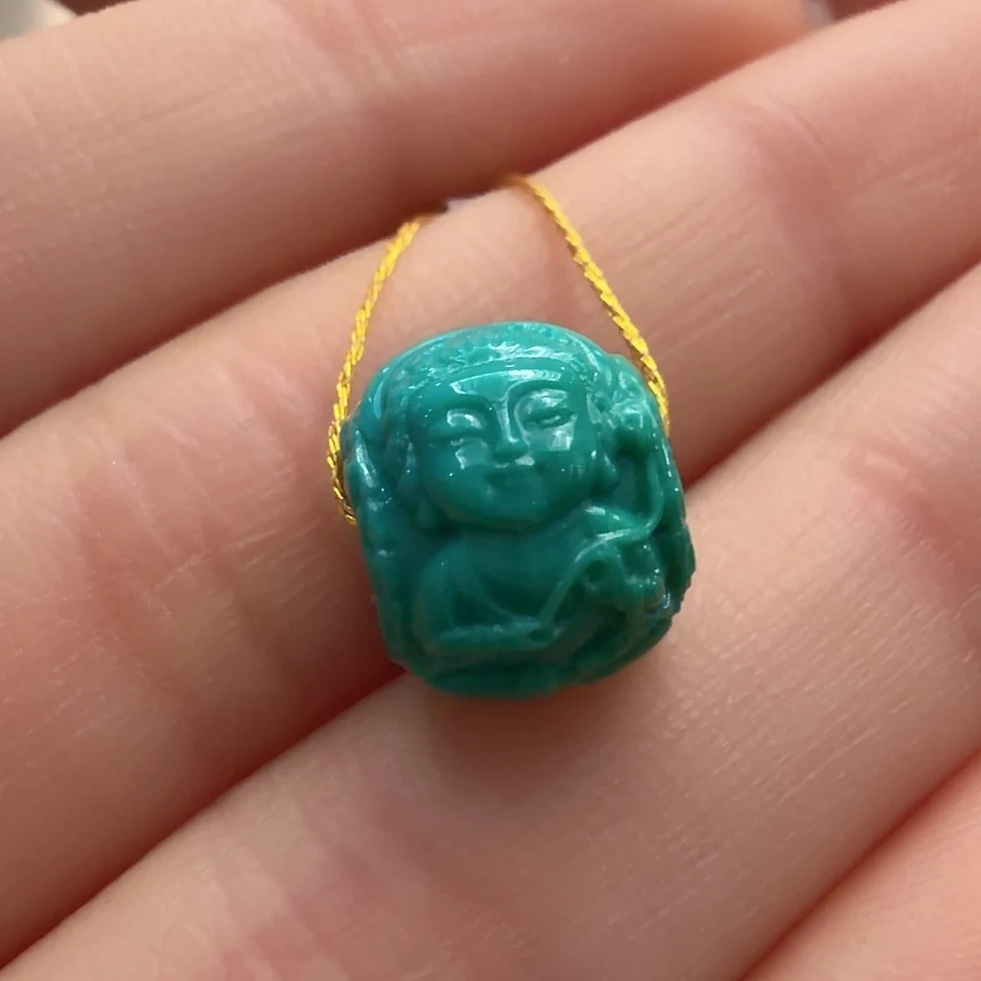 绿松石未镶嵌颈饰