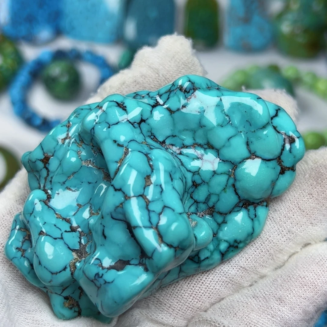 未镶嵌绿松石珠宝奇石