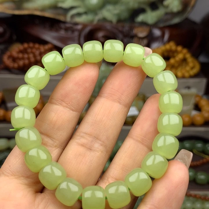 岫岩河磨玉（透闪石质玉）未镶嵌手链