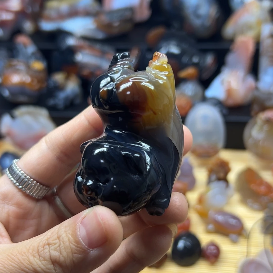 来***了玛瑙/玉髓未镶嵌颈饰