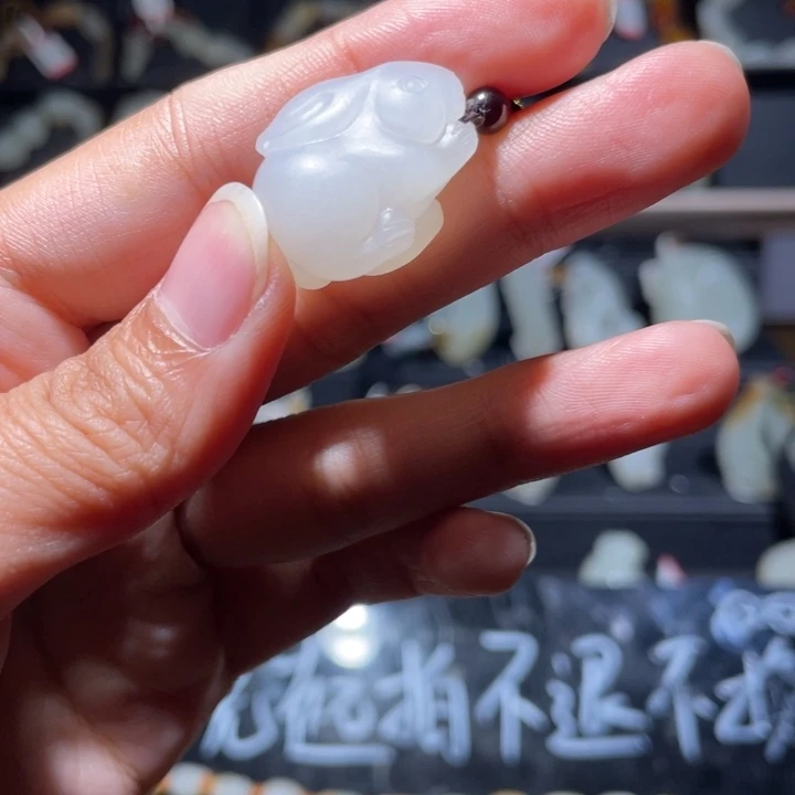 信***仰和田玉（糖玉）未镶嵌手链