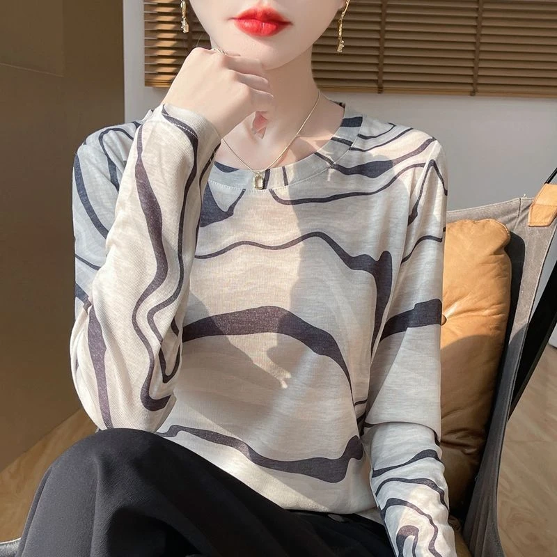 印花长袖针织打底衫女夏季薄款宽松上衣