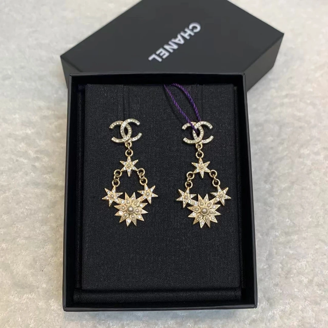 99新 Chanel/香奈儿 壹臻/15a六芒星珍珠水钻耳 钉 94128385