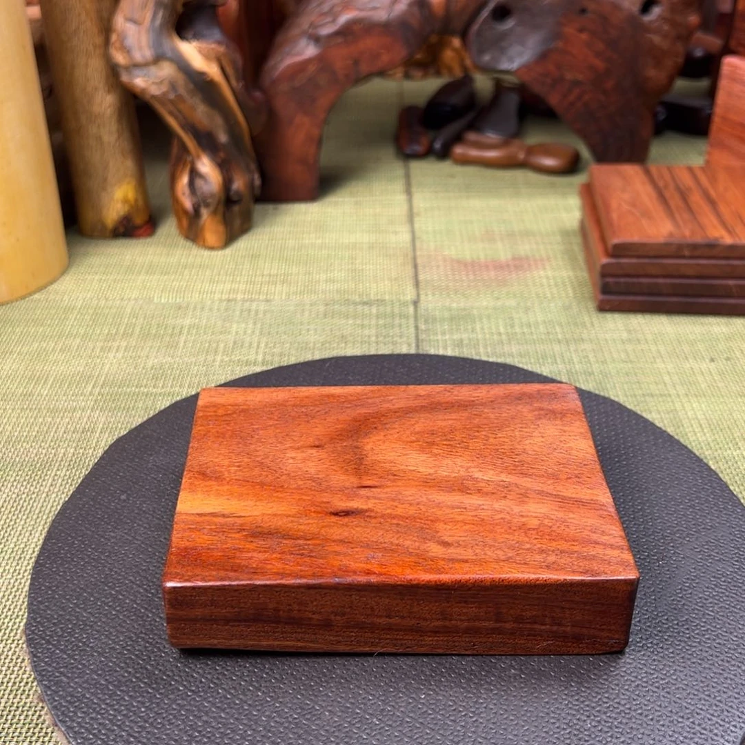 大果紫檀（缅甸花梨）浴*