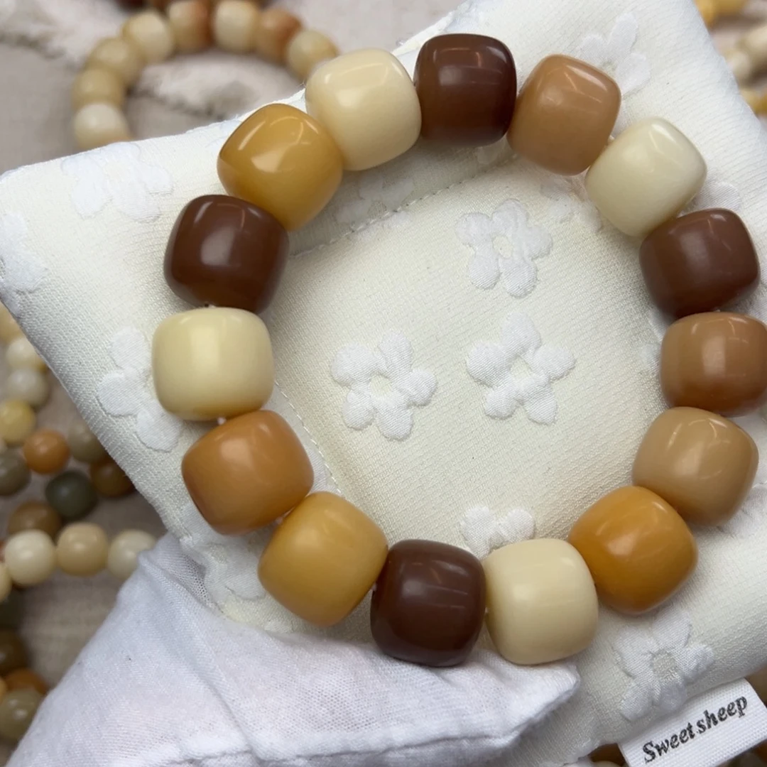 喵***大菩提根/象牙果吊坠19微瑕干磨675